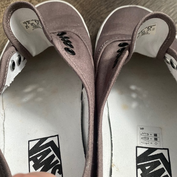 Vans Authentic Canvas Shoe in black/pewter women’s 8.5 Men’s 7. Never worn - Picture 9 of 12